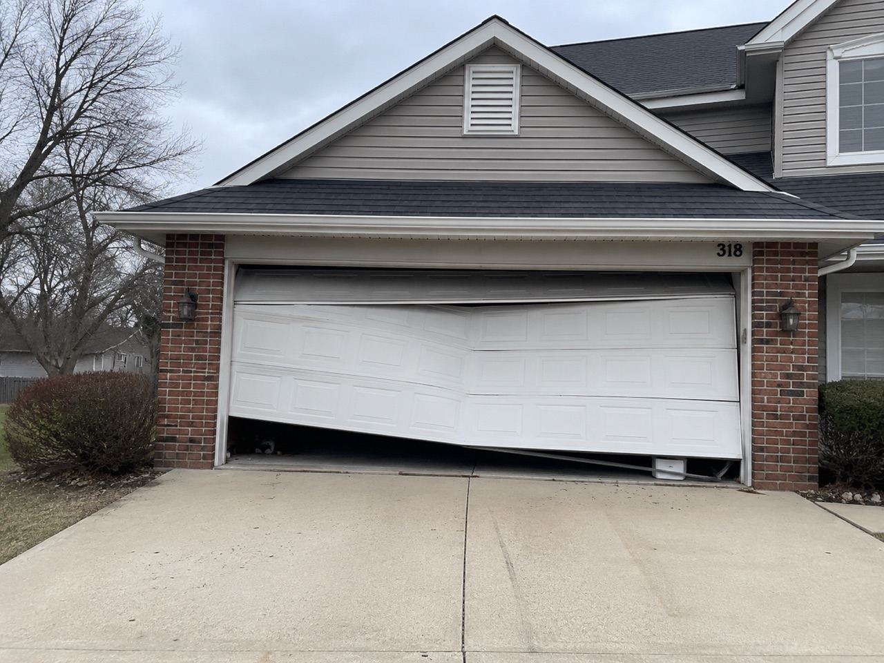 How Much Does Garage Door Repair Cost? A DFW Homeowner's Guide
